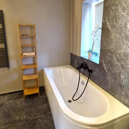 Metropolis, Old Town, Wawel, 110 M2, 3 Rooms, 2 Bathrooms, Big And Very Comfortable 아파트
