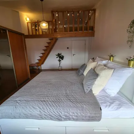 Metropolis, Old Town, Wawel, 110 M2, 3 Rooms, 2 Bathrooms, Big And Very Comfortable