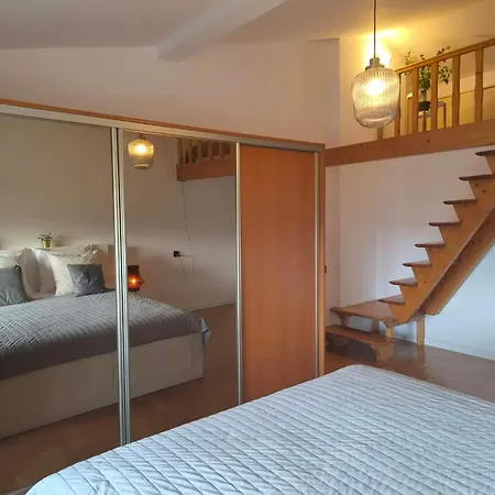 Metropolis, Old Town, Wawel, 110 M2, 3 Rooms, 2 Bathrooms, Big And Very Comfortable *