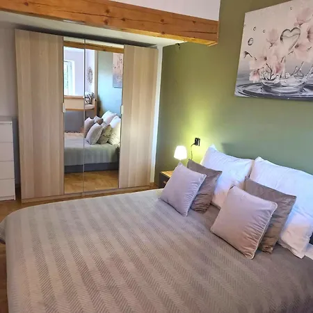 Metropolis, Old Town, Wawel, 110 M2, 3 Rooms, 2 Bathrooms, Big And Very Comfortable 아파트 크라쿠프