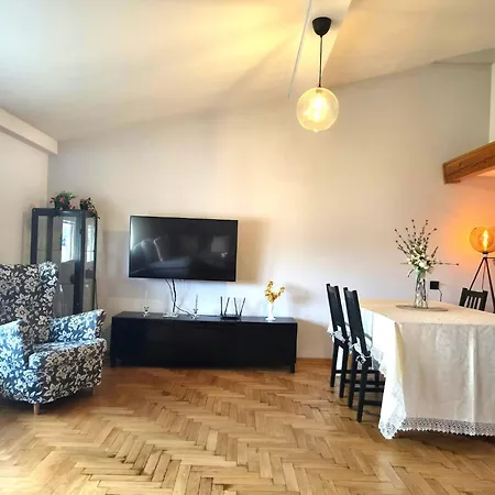 Metropolis, Old Town, Wawel, 110 M2, 3 Rooms, 2 Bathrooms, Big And Very Comfortable * 크라쿠프